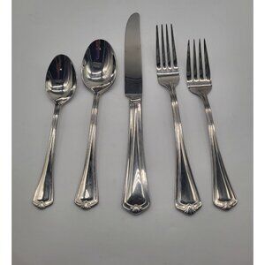 Reed & Barton Select Stainless Steel 18/10 HADLEY 5pc Flatware Set Service for 1